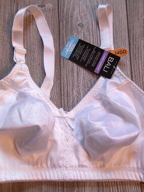 NWT "Bali" Cool Comfort BRA M-Frame/Back Smoothing/Classic Support White Sz 34DD